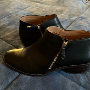 Vionic bootie sz 11